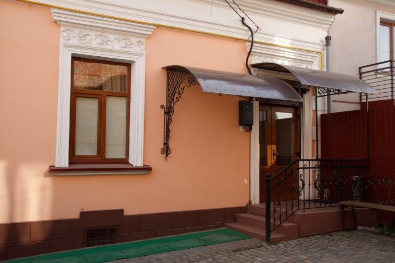 Gostynniy Dvir Hostel Tarnopol Zewnętrze zdjęcie