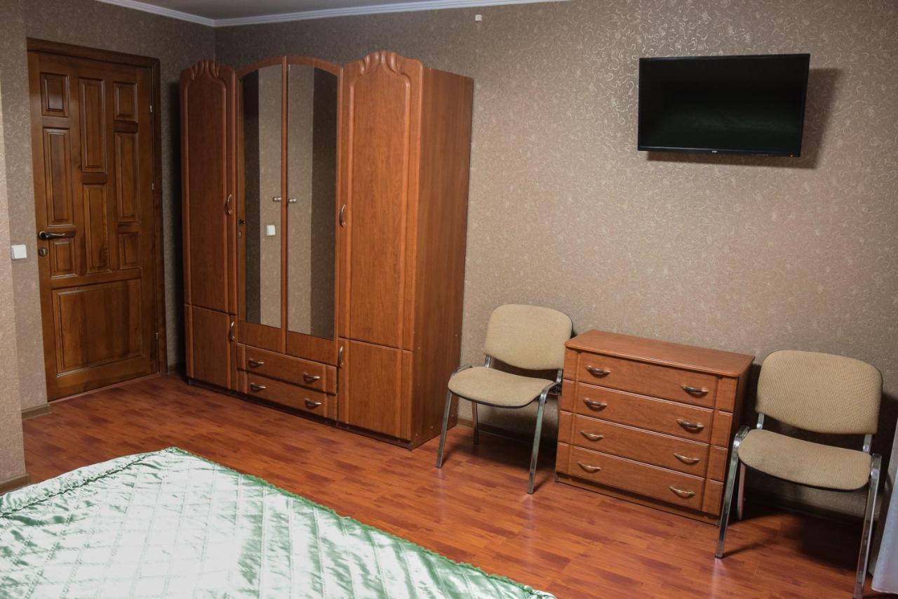 Gostynniy Dvir Hostel Tarnopol Zewnętrze zdjęcie