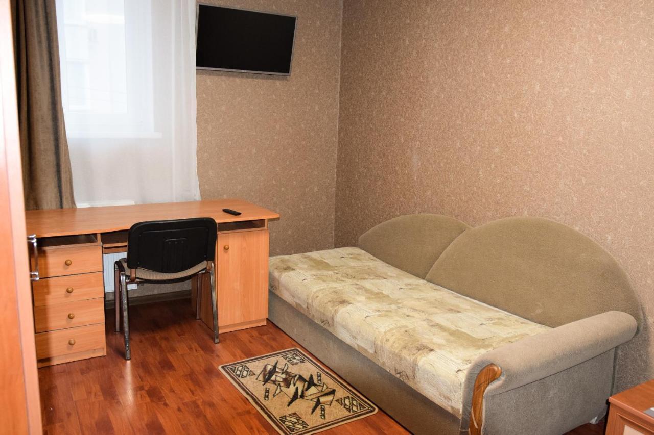 Gostynniy Dvir Hostel Tarnopol Zewnętrze zdjęcie