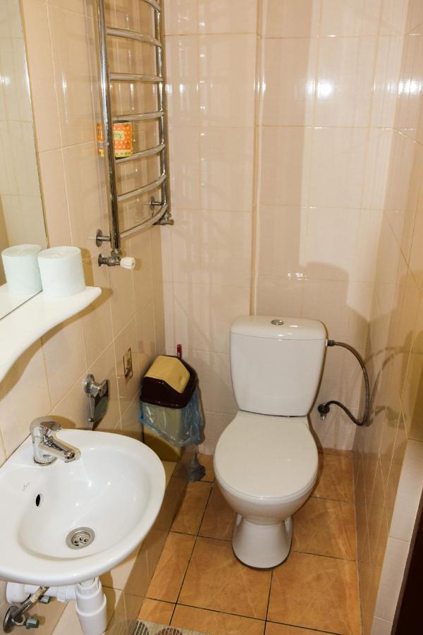 Gostynniy Dvir Hostel Tarnopol Zewnętrze zdjęcie