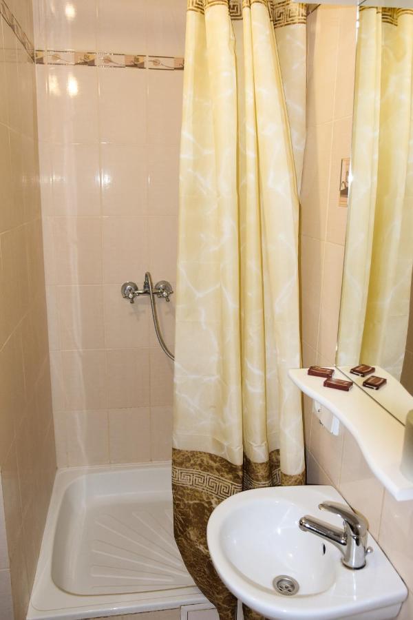 Gostynniy Dvir Hostel Tarnopol Zewnętrze zdjęcie