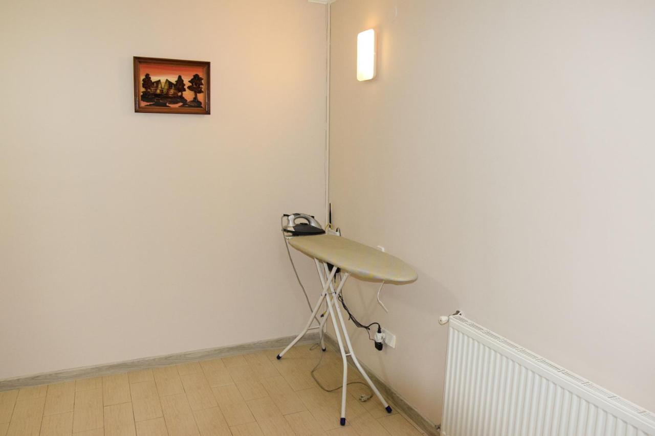 Gostynniy Dvir Hostel Tarnopol Zewnętrze zdjęcie