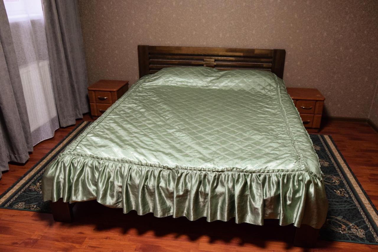 Gostynniy Dvir Hostel Tarnopol Zewnętrze zdjęcie